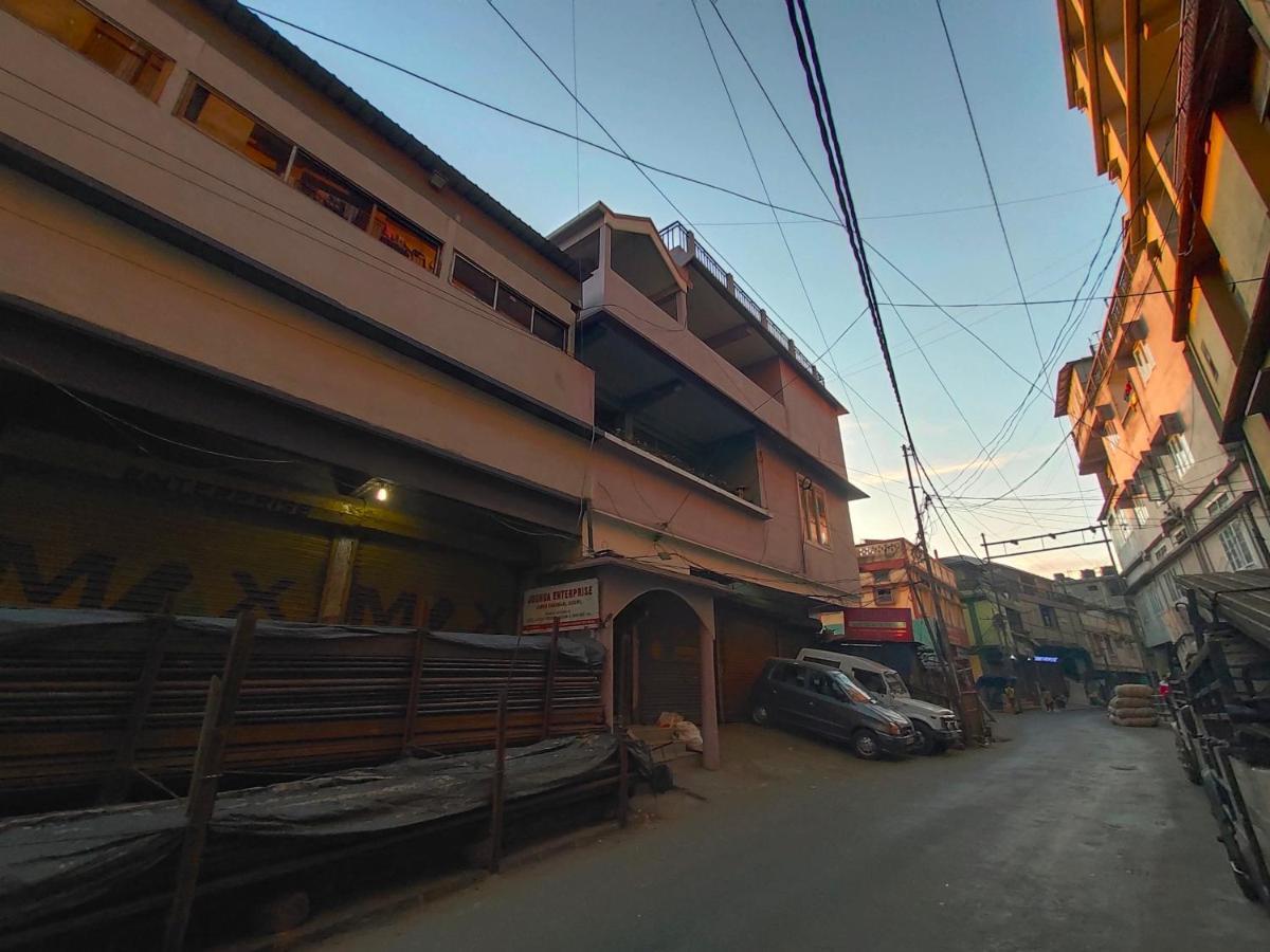 The 1998 Homestay Āīzawl Buitenkant foto